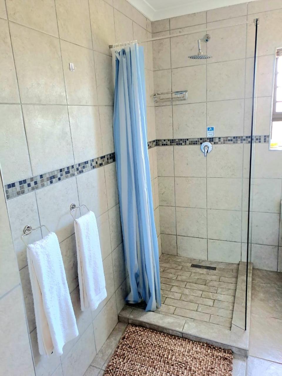 Theescombe Apartment *