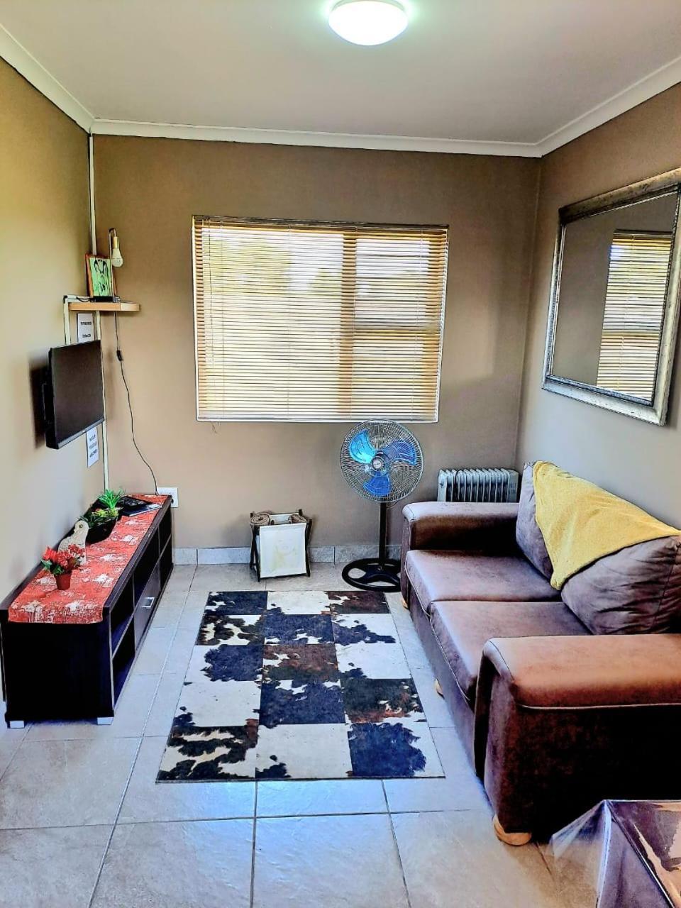 Apartment Theescombe Port Elizabeth